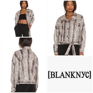NWT $128 BLANK NYC Women S Gray Snake Print Belted Trucker Jacket Lined Pockets